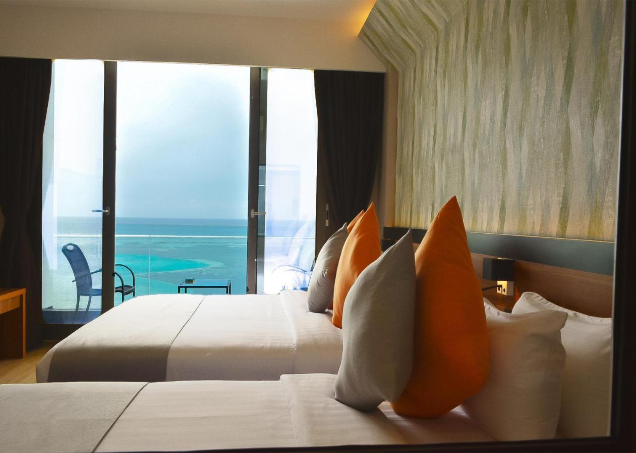 Triton Prestige Seaview And Spa Maafushi Ngoại thất bức ảnh
